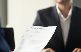 【文例あり】採用通知書とは？記載内容、内定通知書との違いを解説