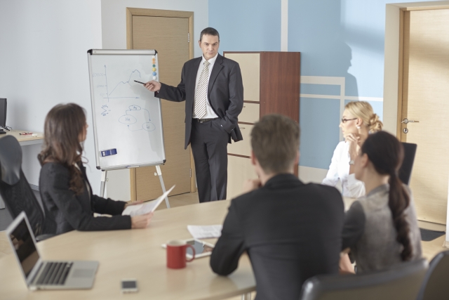 right_meetingmanagement.jpg